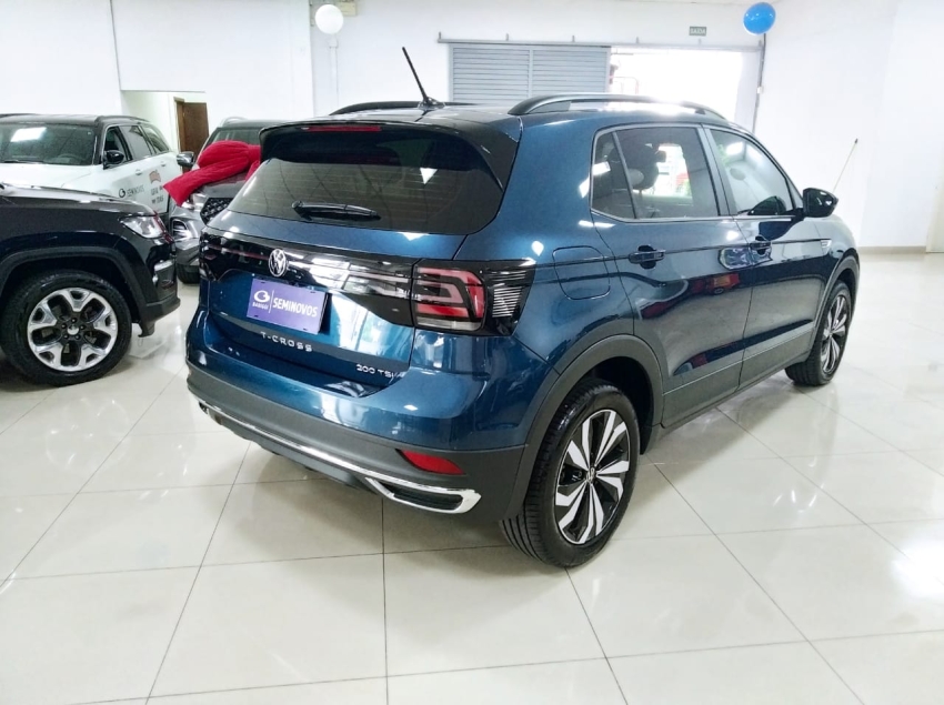 volkswagen t-cross 1.0 200 tsi total flex comfortline automatico 4p 2024