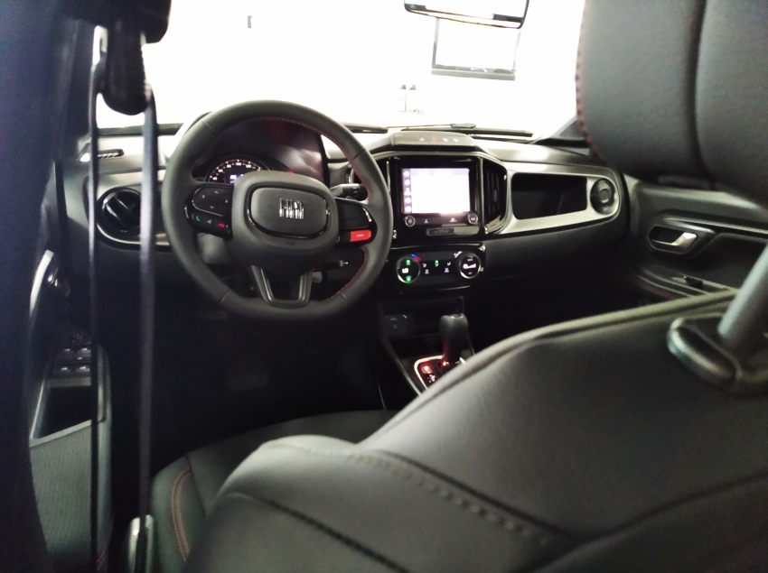 fiat strada 1.0 flex automatico 2025