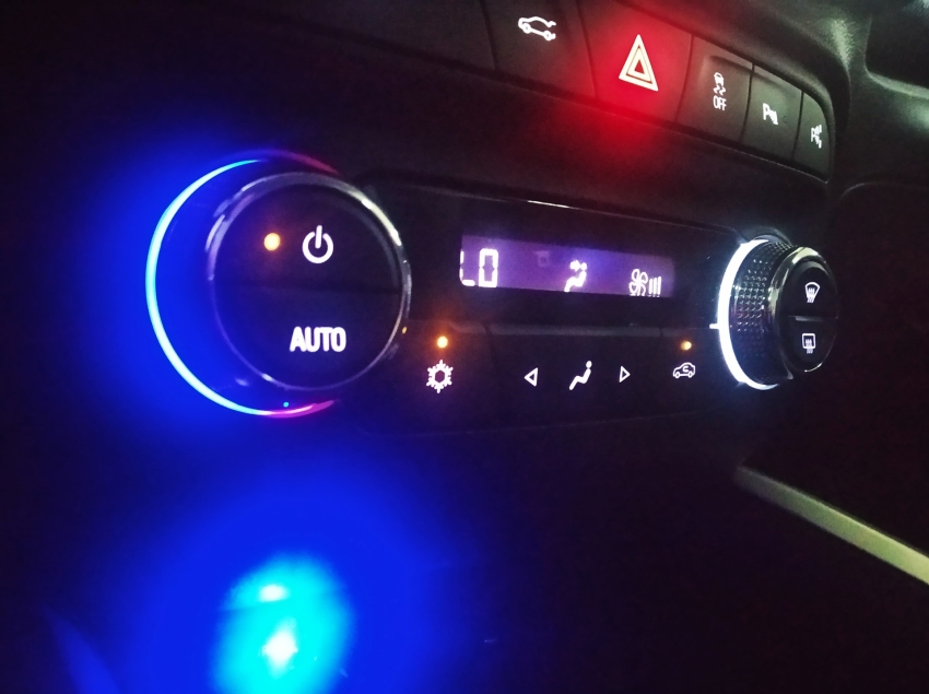 chevrolet onix 1.0 flex automatico 2024