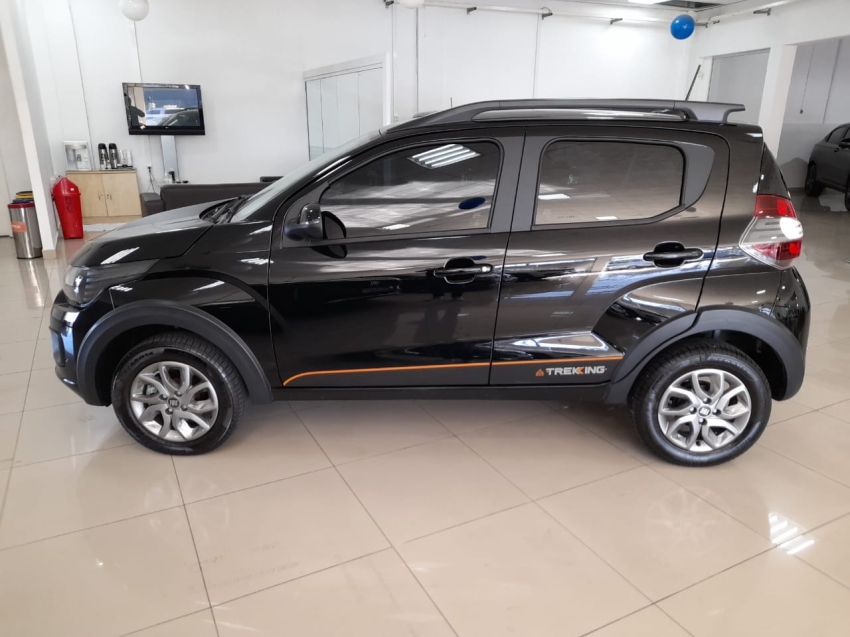 fiat mobi 1.0 firefly flex trekking manual 4p 2025