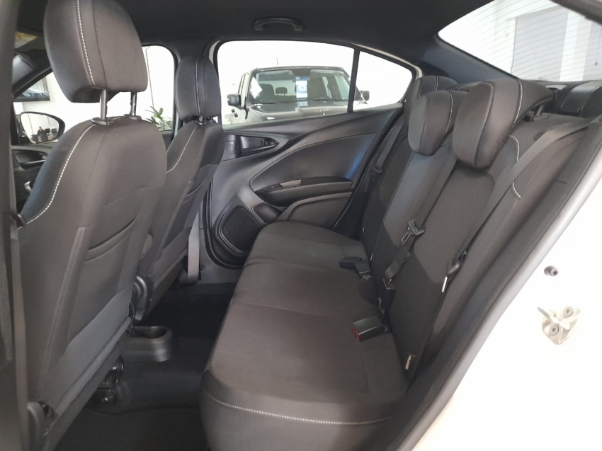 fiat cronos 1.8 e.torq flex hgt at6 4p automatico 2020