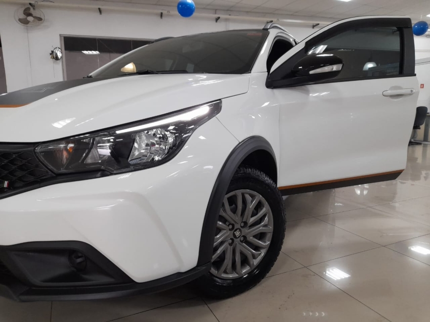 fiat argo 1.3 firefly flex trekking manual 4p 2023