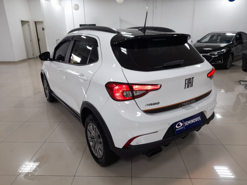 fiat argo 1.3 firefly flex trekking manual 4p 2023