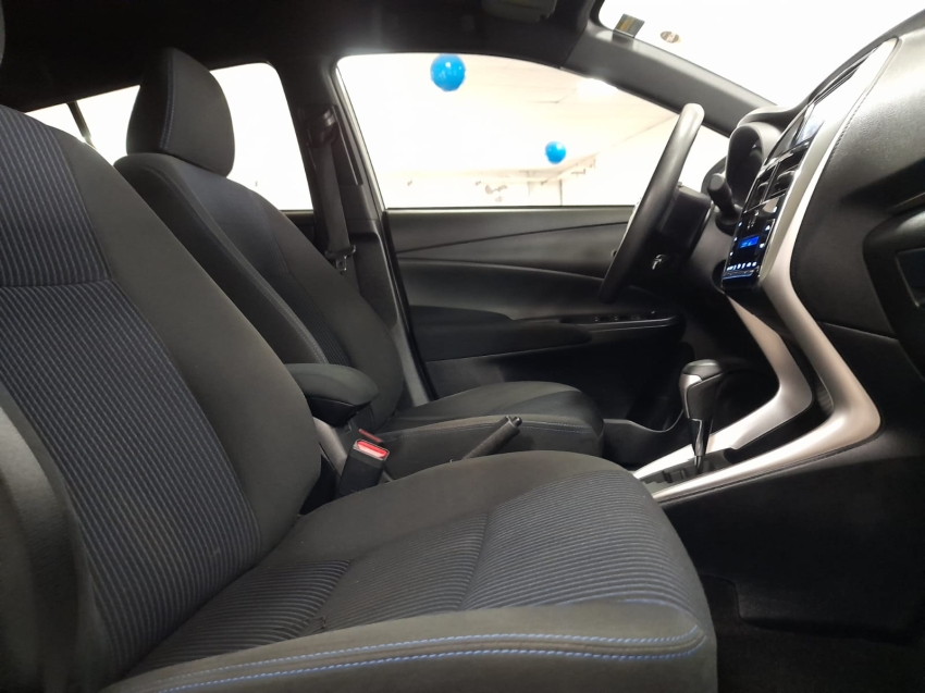 toyota yaris 1.5 16v flex xl plus connect multidrive 4p automatico 2021