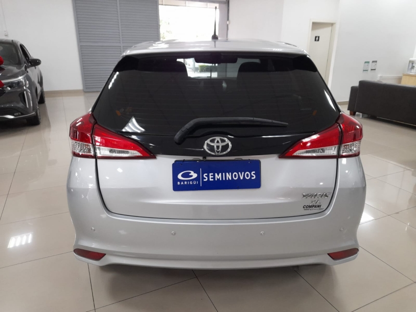 toyota yaris 1.5 16v flex xl plus connect multidrive 4p automatico 2021