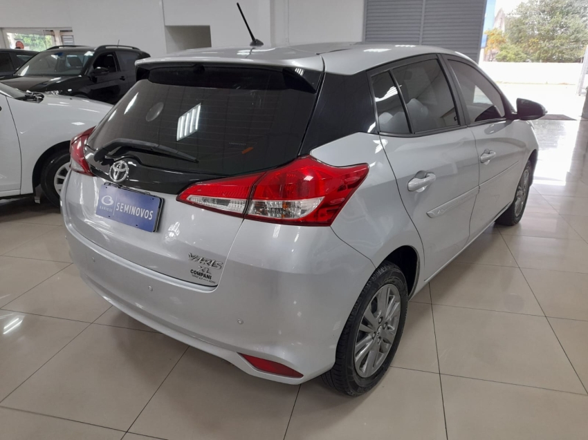 toyota yaris 1.5 16v flex xl plus connect multidrive 4p automatico 2021