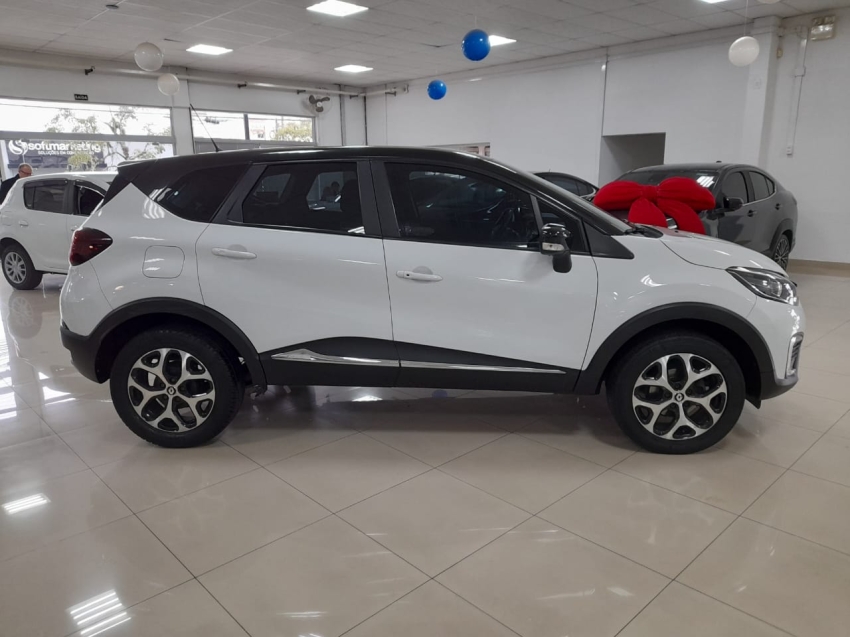 renault captur 1.6 16v sce flex intense x-tronic 4p automatico 2020