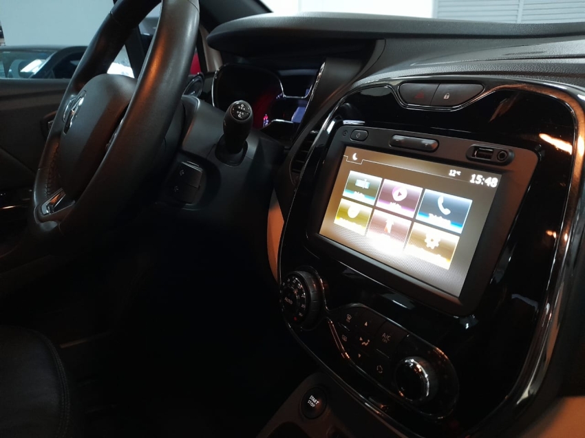 renault captur 1.6 16v sce flex intense x-tronic 4p automatico 2020