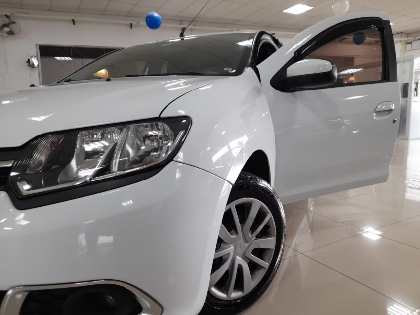 renault sandero 1.6 expression 8v flex 4p manual 2017
