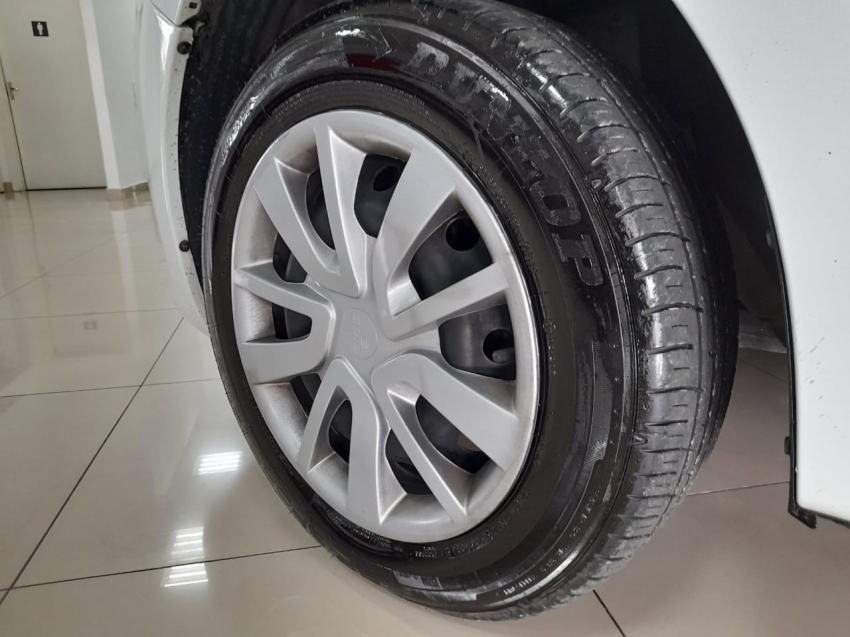 renault sandero 1.6 expression 8v flex 4p manual 2017