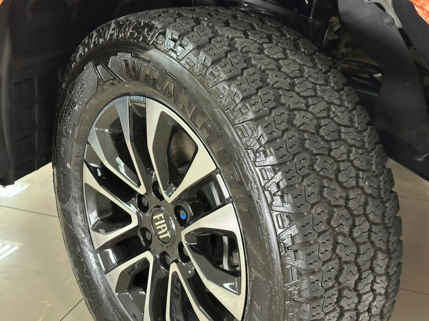 fiat titano 2.2 turbo diesel ranch 4x4 at6 4p automatico 2025