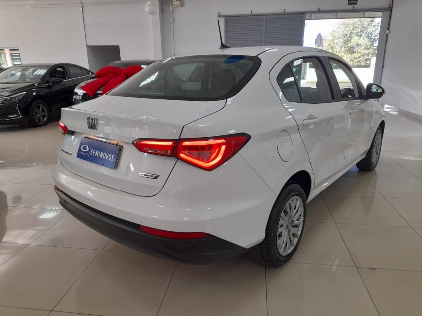 fiat cronos 1.3 firefly flex drive manual 4p 2022