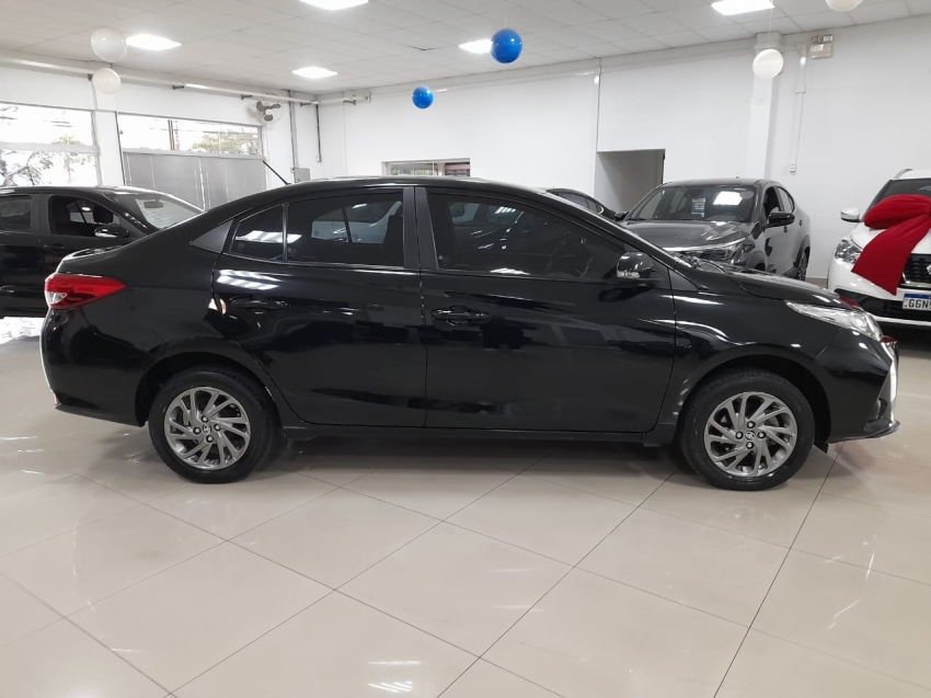toyota yaris 1.5 16v flex sedan xs connect multidrive 4p automatico 2023