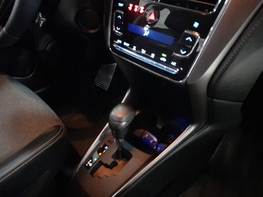 toyota yaris 1.5 16v flex sedan xs connect multidrive 4p automatico 2023