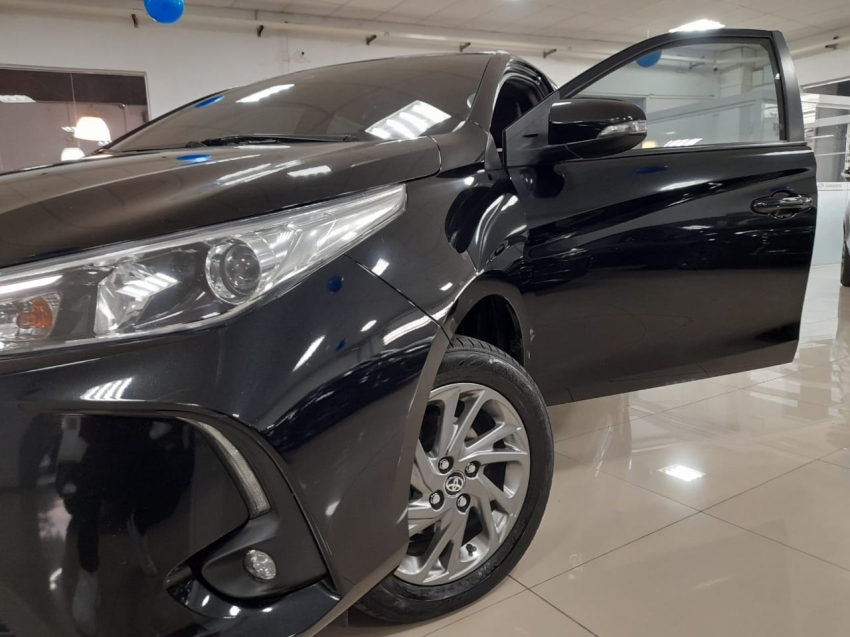 toyota yaris 1.5 16v flex sedan xs connect multidrive 4p automatico 2023