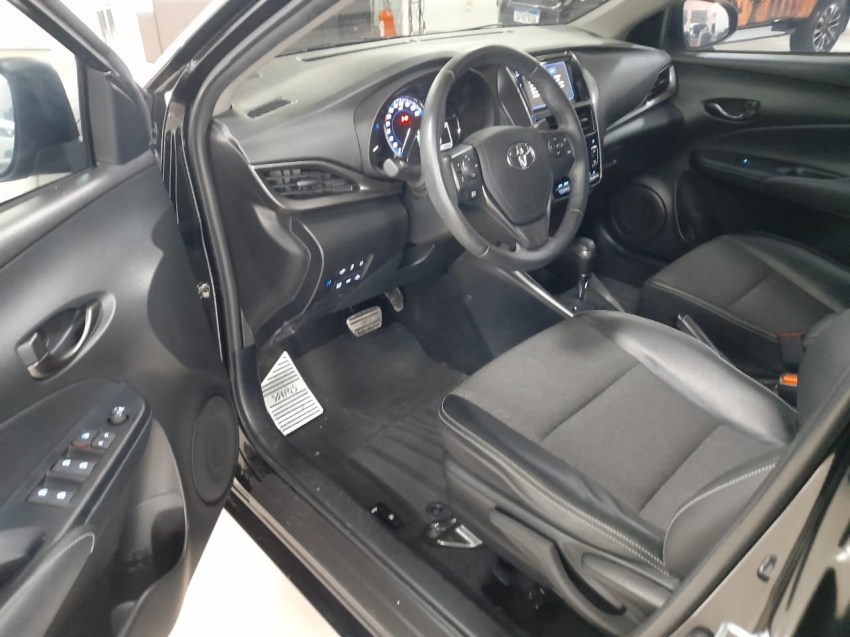 toyota yaris 1.5 16v flex sedan xs connect multidrive 4p automatico 2023
