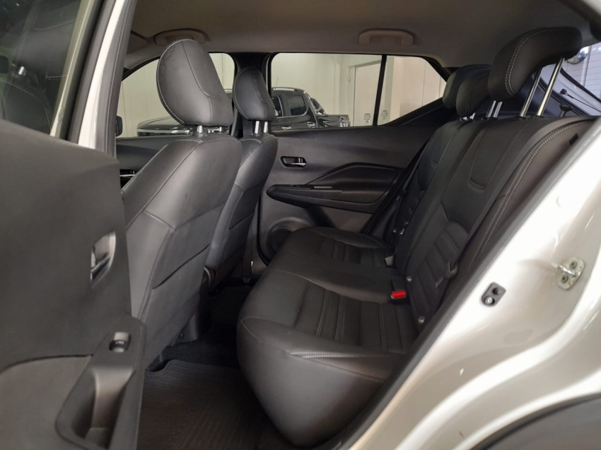 nissan kicks 1.6 16v flexstart sv 4p xtronic flex automatico 2021