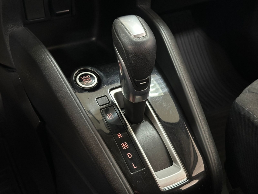 nissan kicks 1.6 16v flexstart sv 4p xtronic flex automatico 2021