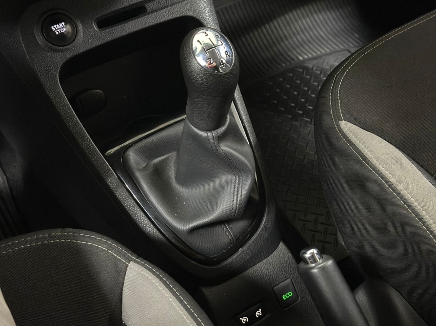 renault captur 1.6 16v sce flex zen manual 4p 2018