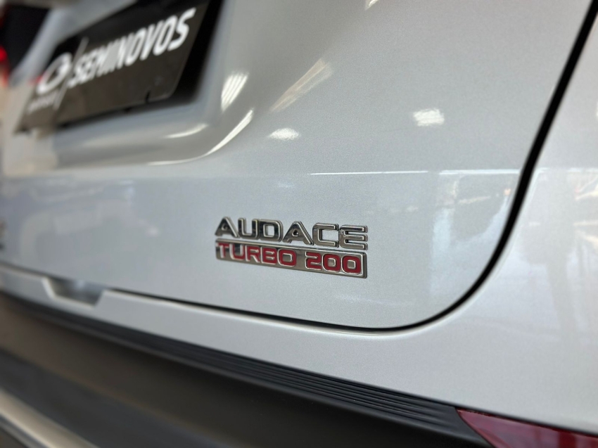 fiat fastback 1.0 turbo 200 flex audace cvt 4p automatico 2025