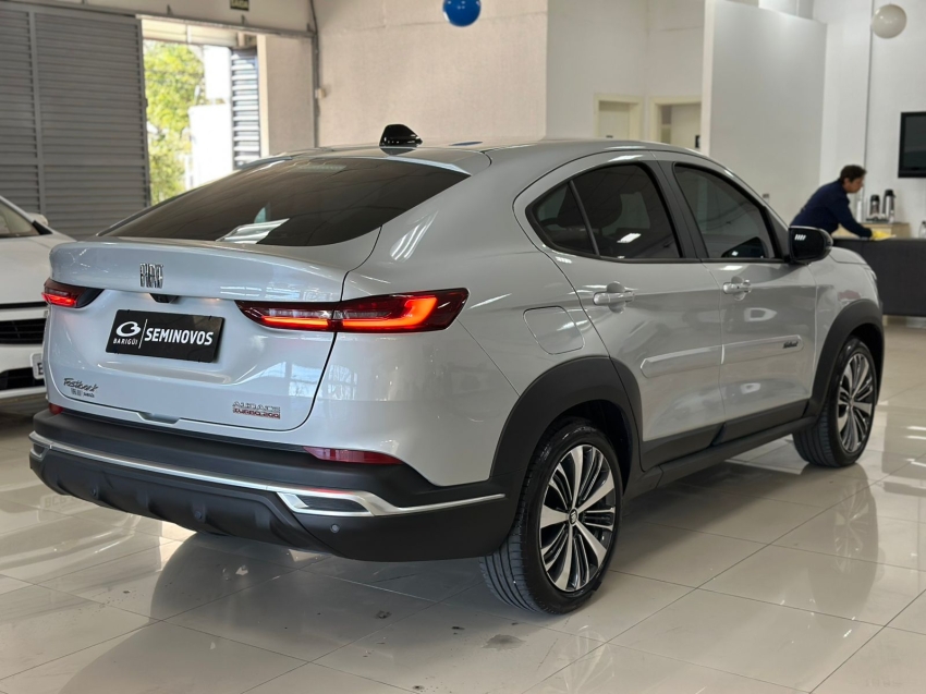 fiat fastback 1.0 turbo 200 flex audace cvt 4p automatico 2025