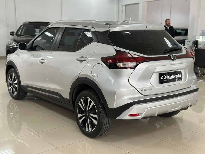nissan kicks 1.6 16v flexstart advance xtronic flex 4p automatico 2024