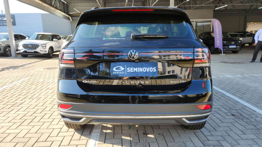 volkswagen t-cross 1.0 200 tsi total flex comfortline automatico 4p 2024