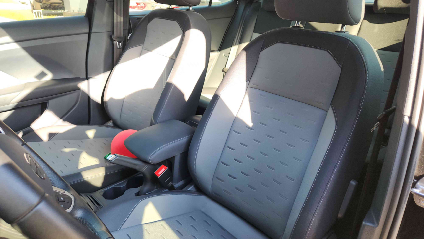 volkswagen t-cross 1.0 200 tsi total flex comfortline automatico 4p 2024
