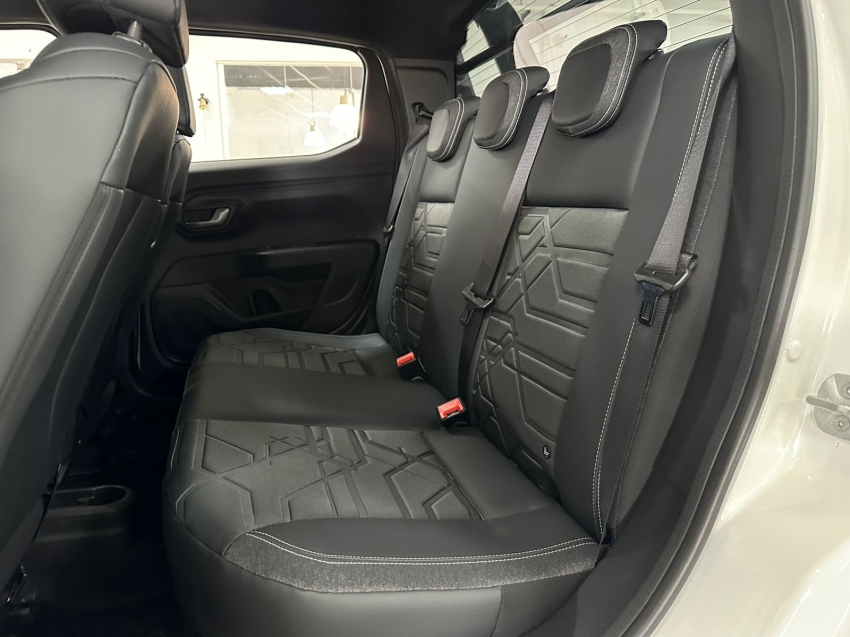 fiat strada 1.3 firefly flex volcano cd cvt 4p automatico 2026