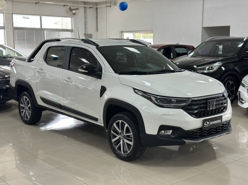 fiat strada 1.3 firefly flex volcano cd cvt 4p automatico 2026