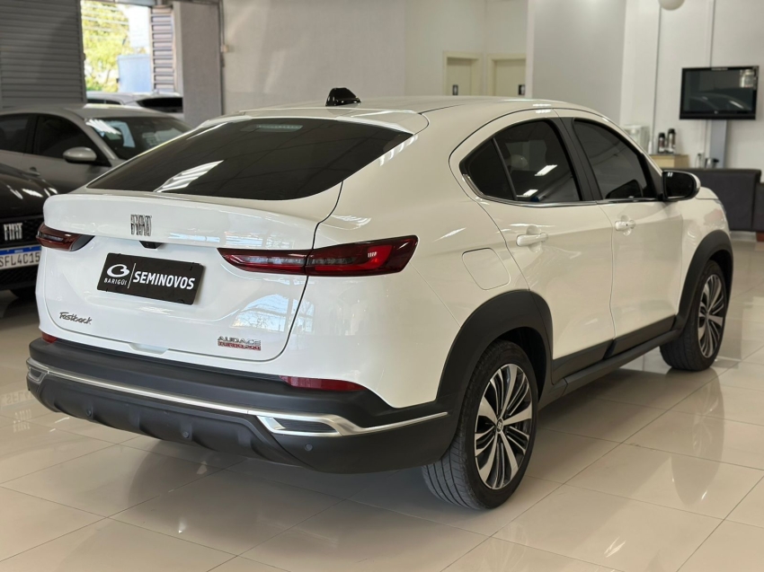 fiat fastback 1.0 turbo 200 flex audace cvt 4p automatico 2023