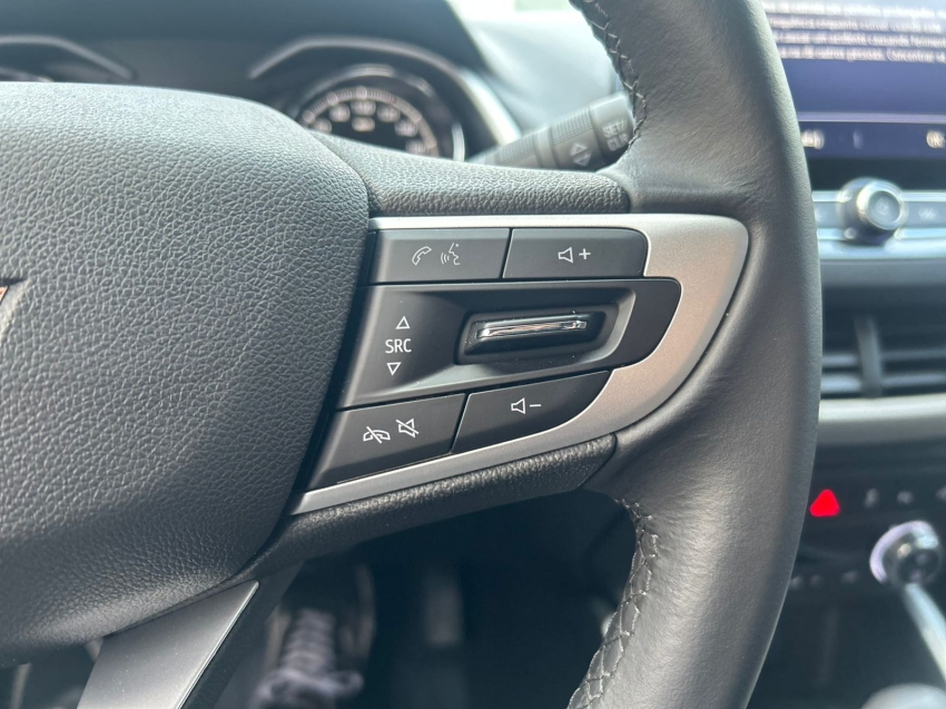 chevrolet onix 1.0 turbo flex plus premier automatico 4p 2025
