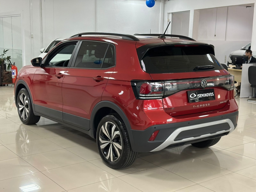 volkswagen t-cross 1.0 200 tsi total flex automatico 4p 2025
