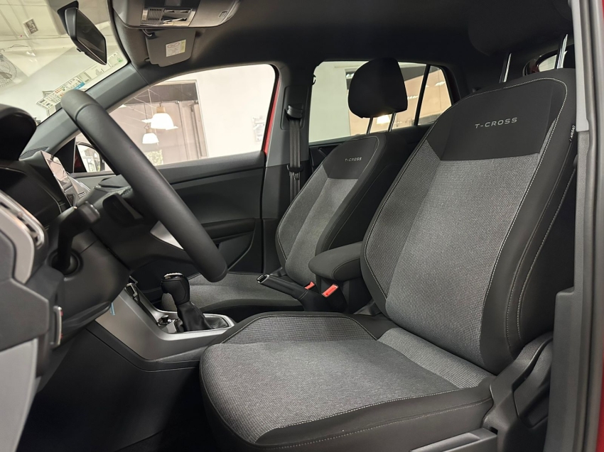 volkswagen t-cross 1.0 200 tsi total flex automatico 4p 2025