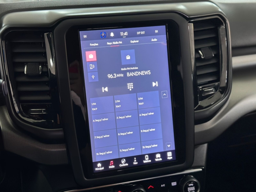 fiat toro 1.3 turbo 270 flex volcano at6 4p automatico 2025