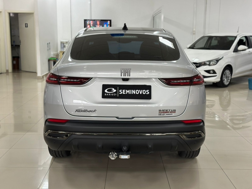 fiat fastback 1.0 turbo 200 flex impetus cvt 4p automatico 2025