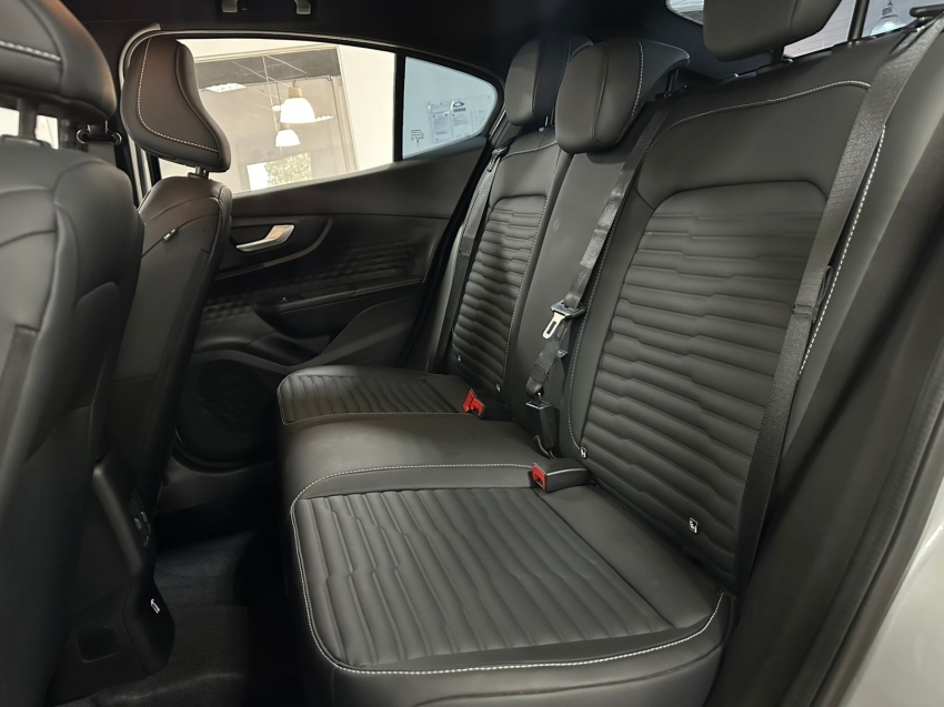 fiat fastback 1.0 turbo 200 flex impetus cvt 4p automatico 2025