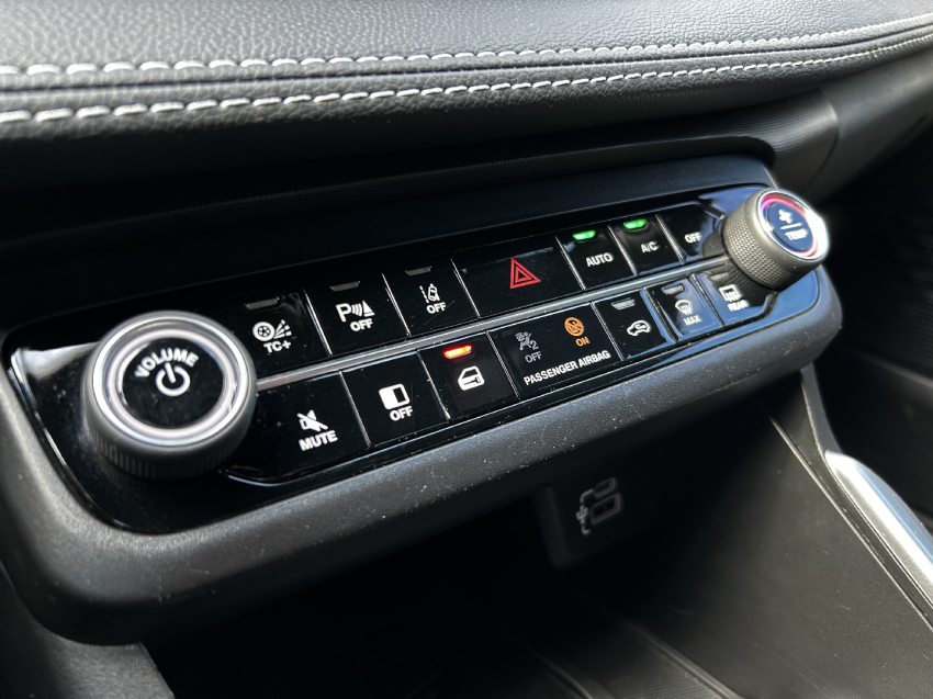 fiat fastback 1.0 turbo 200 flex impetus cvt 4p automatico 2025