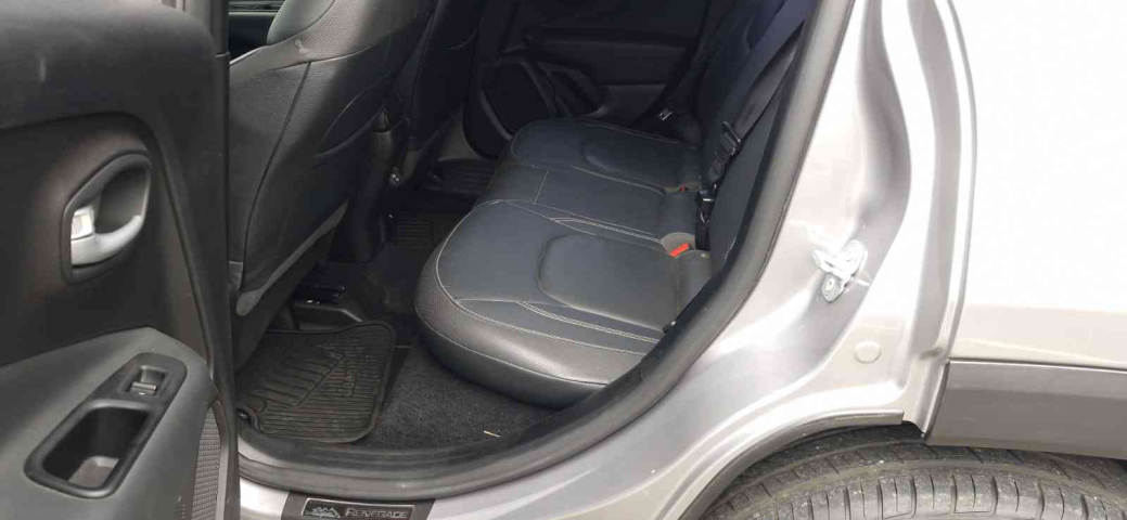 renegade longitude 1.3 t270 gse at6  2022/2212