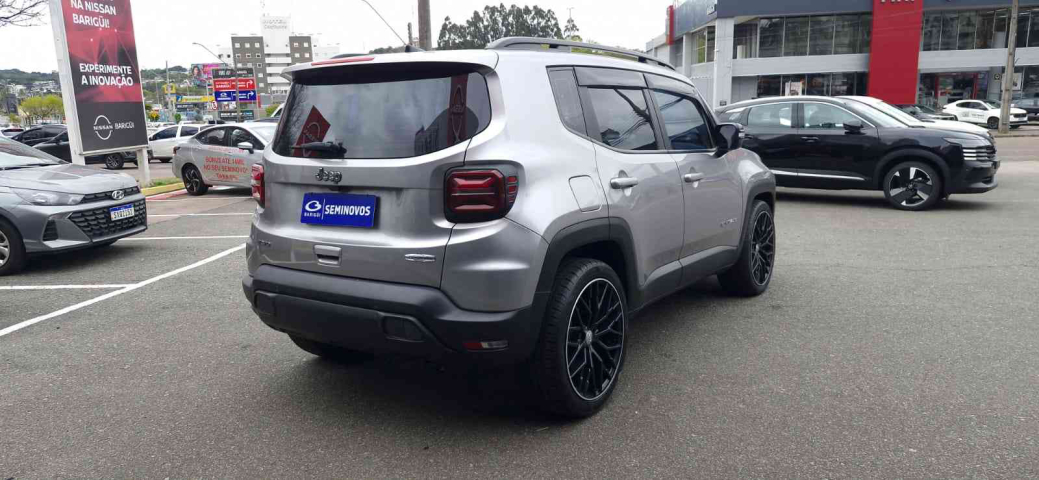 renegade longitude 1.3 t270 gse at6  2022/226