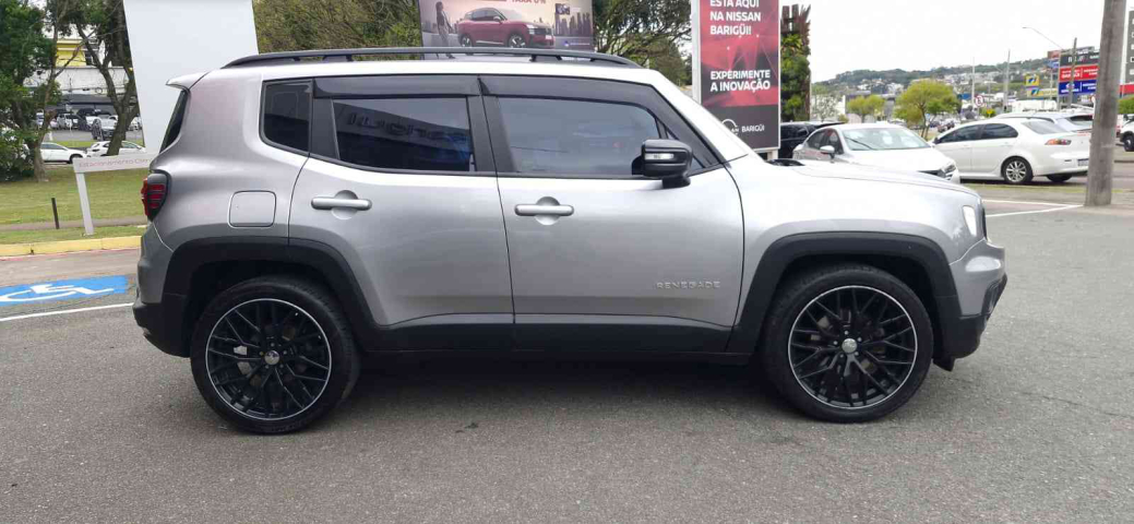 renegade longitude 1.3 t270 gse at6  2022/227