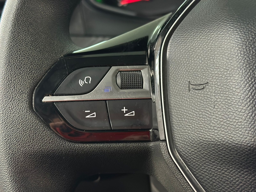 peugeot 208 1.6 16v flex active at6 4p automatico 2022