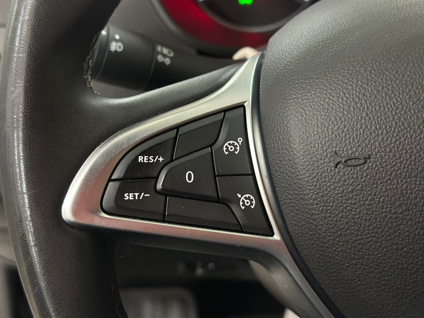 renault duster 1.3 tce flex iconic plus x-tronic 4p automatico 202512