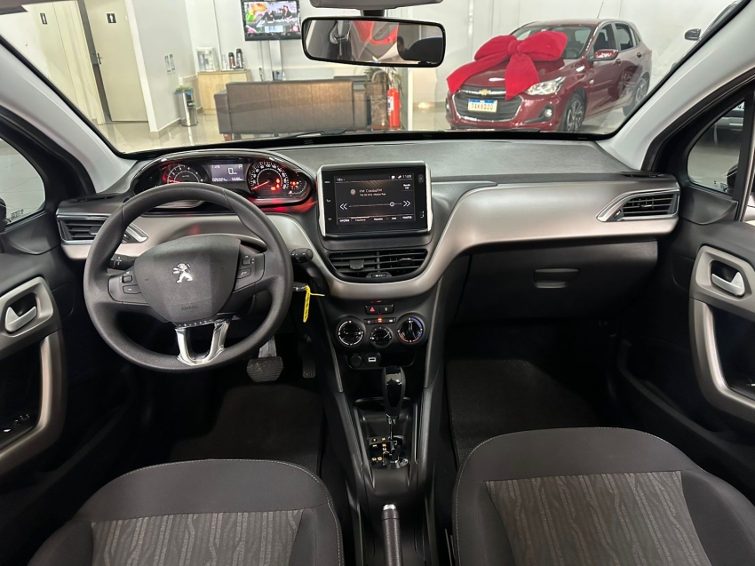 peugeot 2008 flex automatico 2023/246