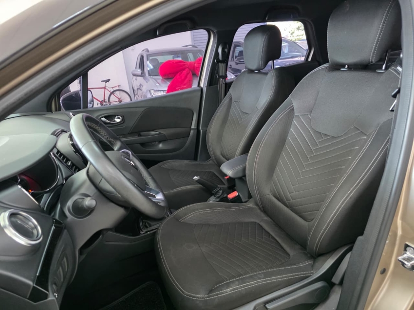 renault captur 1.3 tce flex zen x-tronic 4p automatico 202212