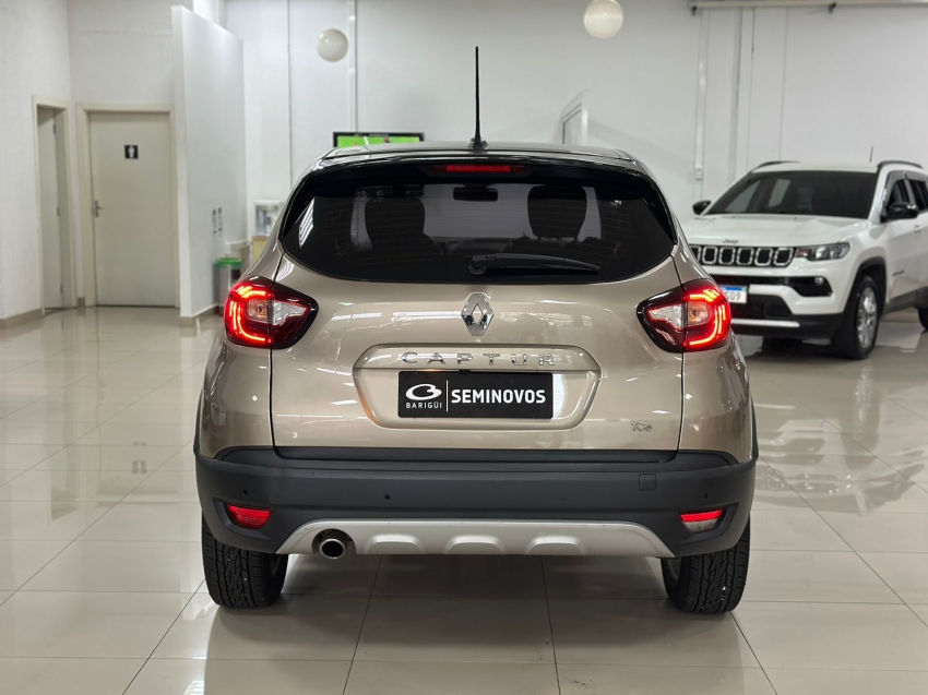 renault captur 1.3 tce flex zen x-tronic 4p automatico 20222