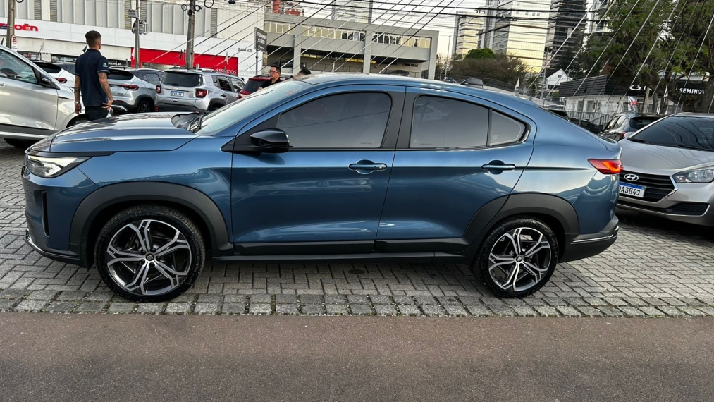 fiat fastback 1.0 turbo 200 hybrid impetus cvt hibrido 4p automatico 20253