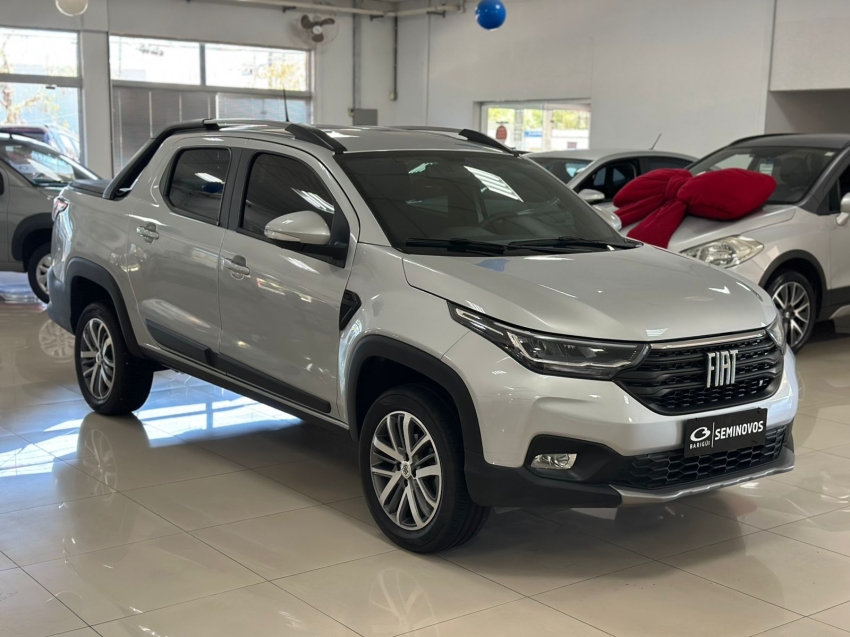 fiat strada 1.3 firefly flex volcano cd cvt 4p automatico 20244