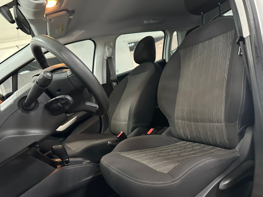 peugeot 2008 1.6 16v flex allure 4p automatico 202213