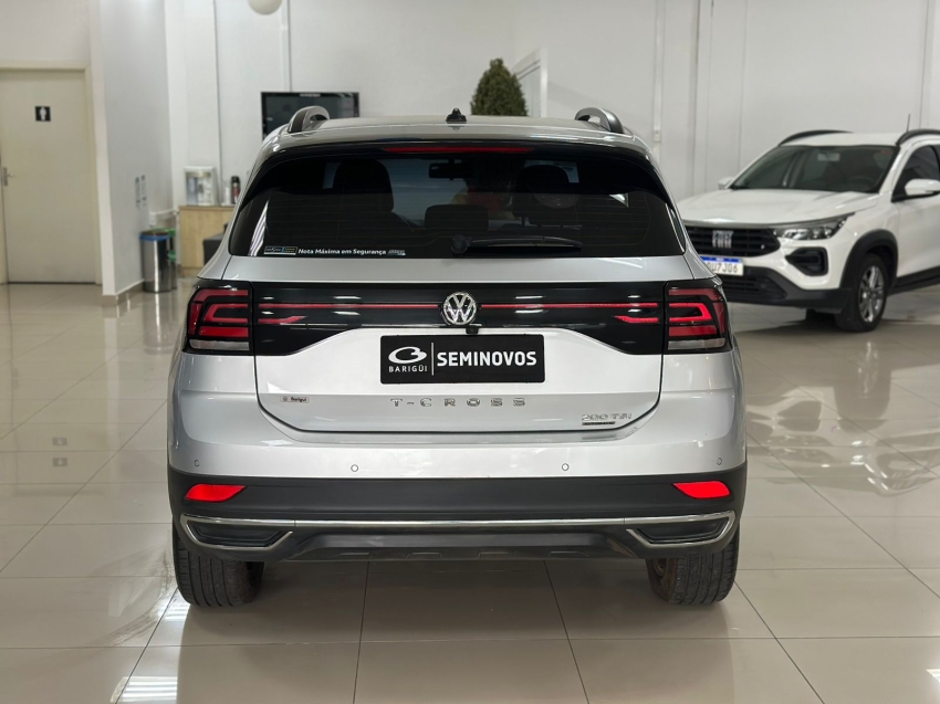 volkswagen t-cross 1.0 200 tsi total flex comfortline automatico 4p 20202